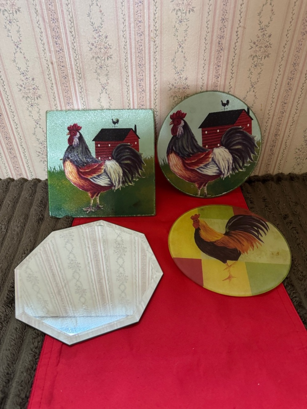 Rooster Decorative Wall Plaque - Green and Multi
